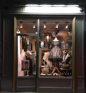 SB Digital portfolio - Vintage Fashion Paris